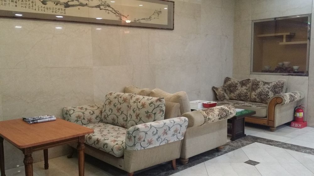 Gallery Tourist Hotel Cheongju Extérieur photo