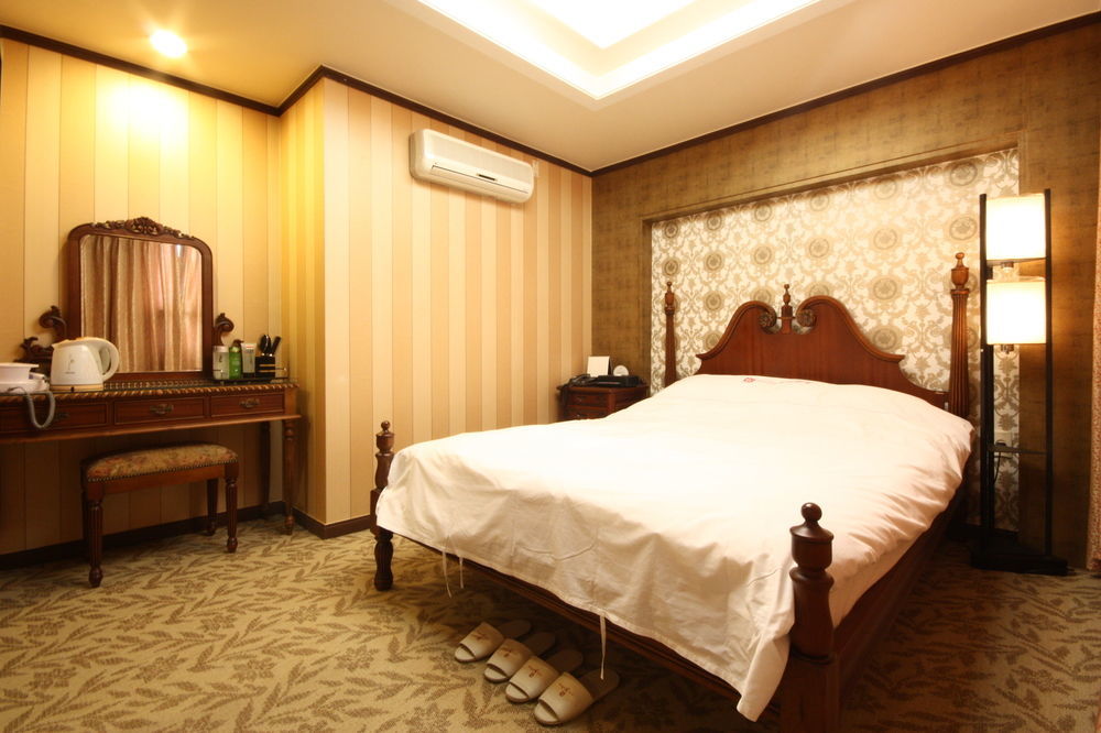 Gallery Tourist Hotel Cheongju Extérieur photo